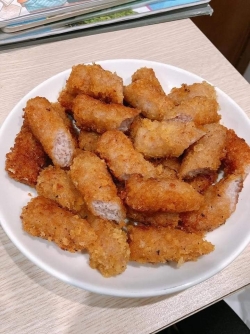 Nem chua lăn bột chiên xù - hộp 20c