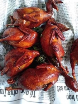 Chim cút ướp lá mắc mật