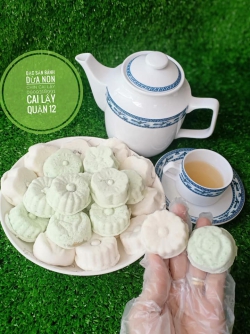 Bánh in dẻo nhân dừa non