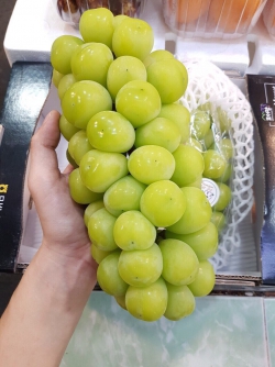 Nho mẫu đơn Hàn Quốc