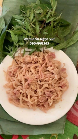 Nem nắm (nem bùi)