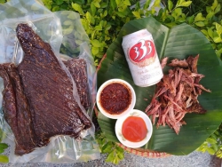 Thịt trâu gác bếp