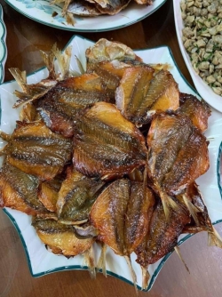 Cá chỉ vàng khô loại 1