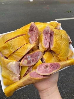 Gà ủ muối hoa tiêu